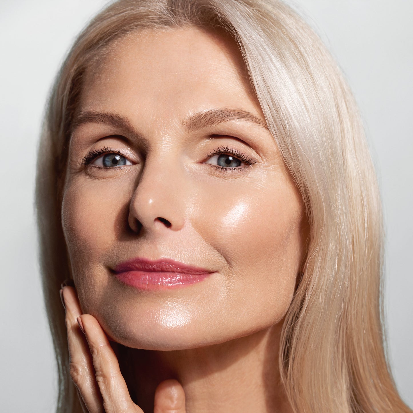 Line Smoother Primer with Neodermyl® – Smoothing Makeup Base