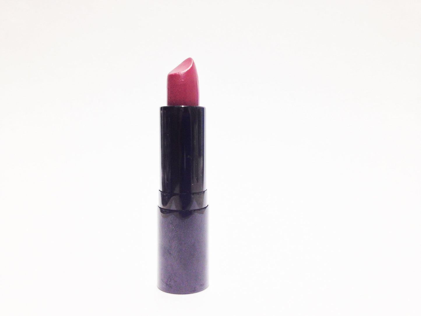 Danyel Lip Liner Eggplant | Creamy Long-Wear Lip Pencil for Deep Wine Lip Definition & Feathering Protection